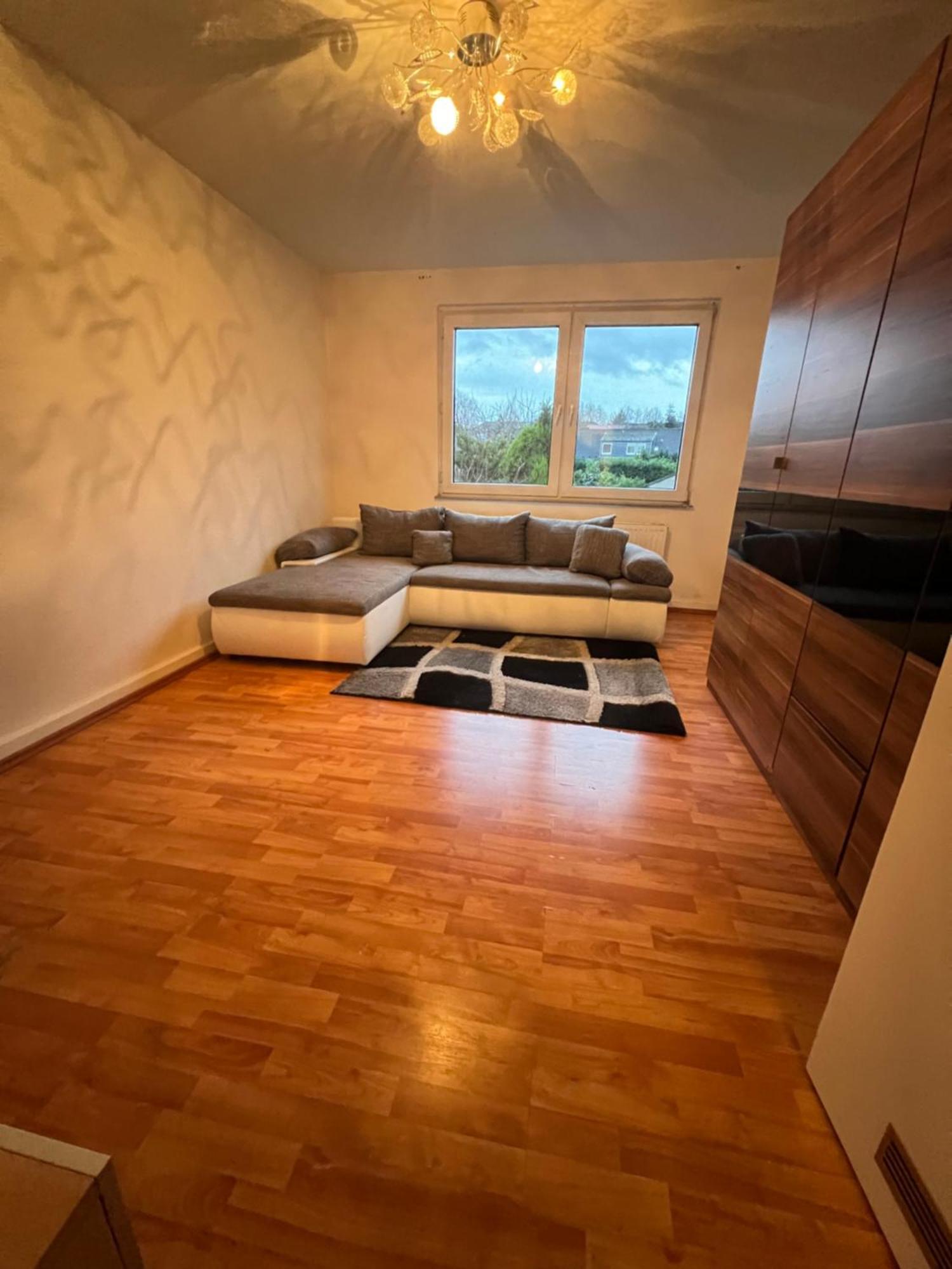 Gemuetliche Ferien-/Monteurenwohnung In Herne Esterno foto